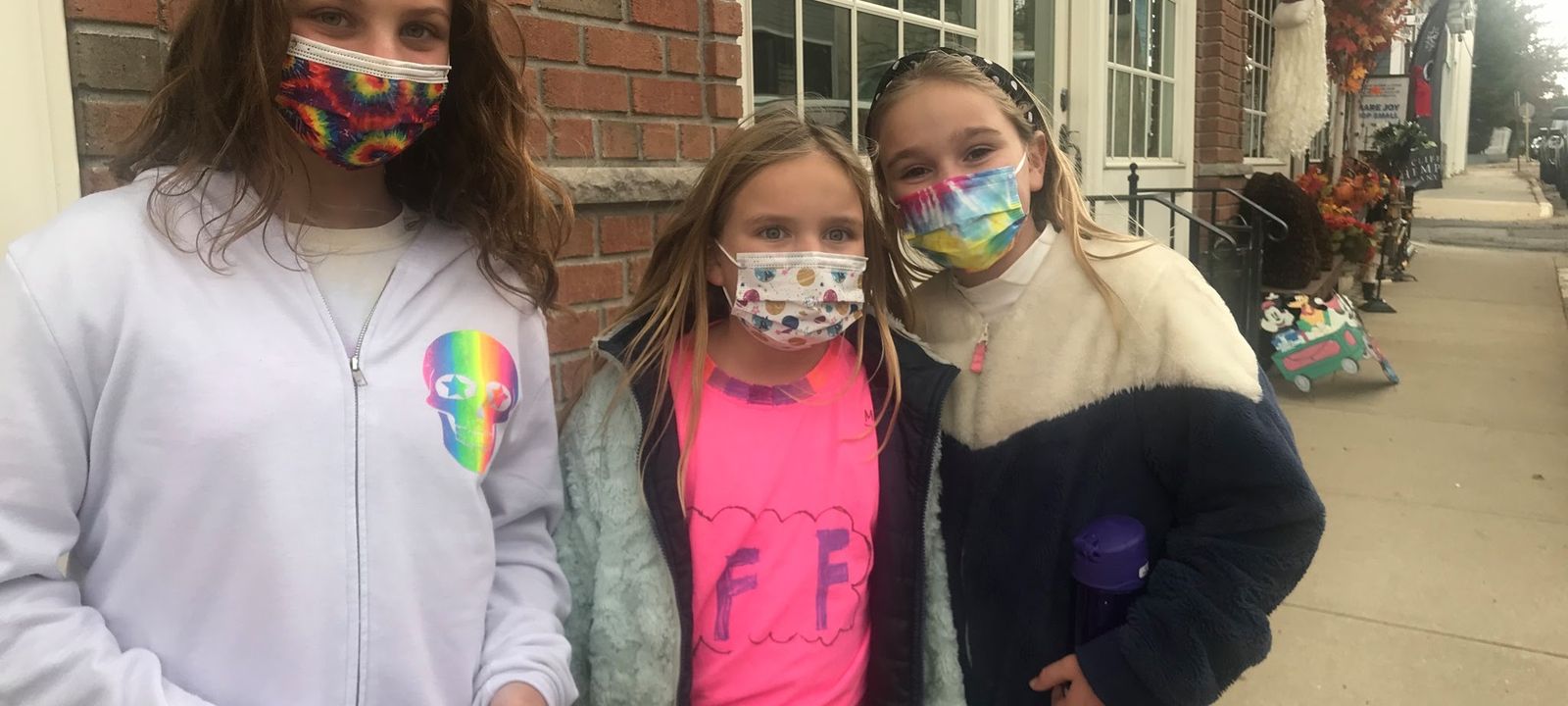 A family team during the Thanksgiving Scavenger Hunt